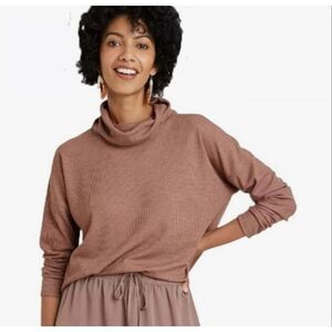 American Eagle Brown Cropped Waffle Knit Turtle Neck Size Small
